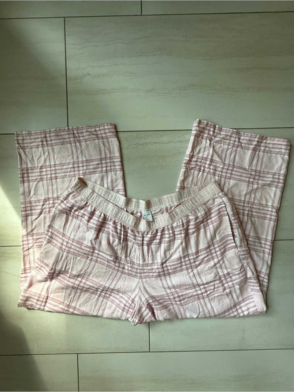 Hollister Light Pink Plaid Jogger Lounge Pants